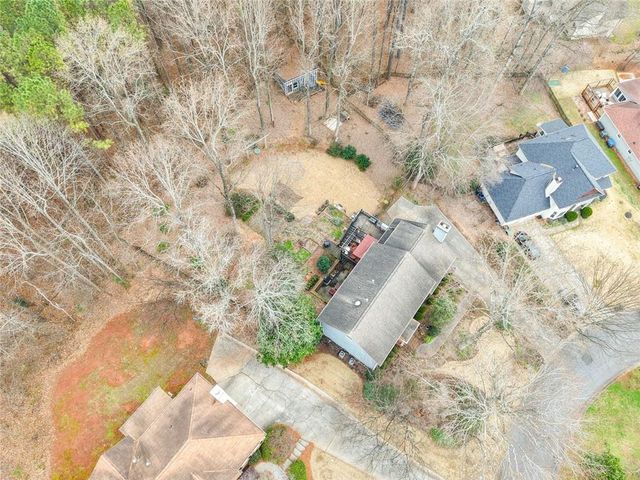 575 Berkeley Lane, Kennesaw, GA 30144