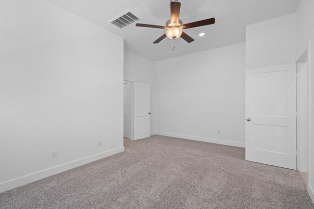 528 Red Cascade Trail, Willis, TX 77318