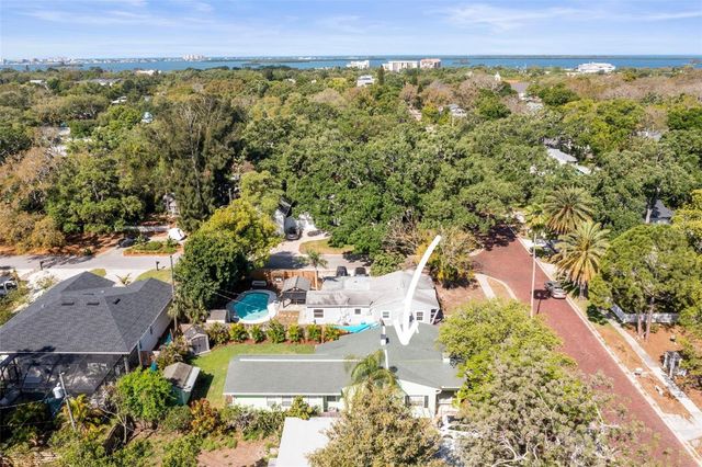 641 WILKIE STREET, Dunedin, FL 34698