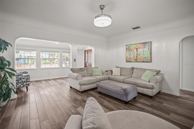 641 WILKIE STREET, Dunedin, FL 34698