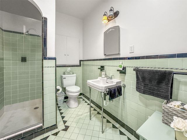 641 WILKIE STREET, Dunedin, FL 34698