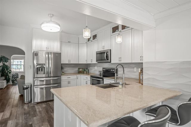 641 WILKIE STREET, Dunedin, FL 34698