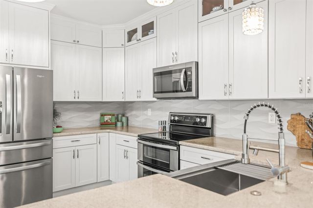 641 WILKIE STREET, Dunedin, FL 34698