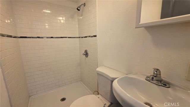 7114 7116 Miramonte Blvd, Los Angeles, CA 90001