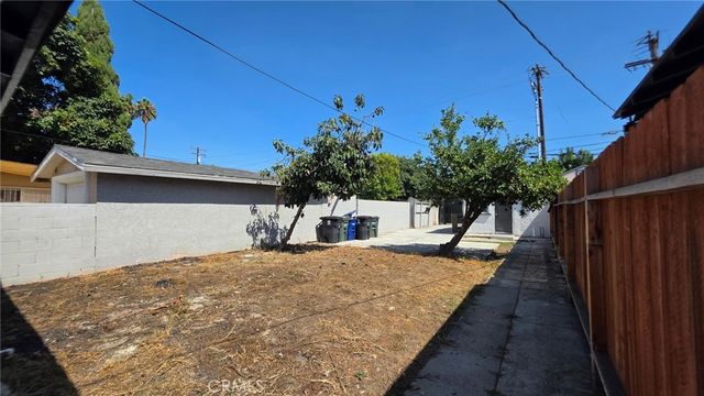 7114 7116 Miramonte Blvd, Los Angeles, CA 90001