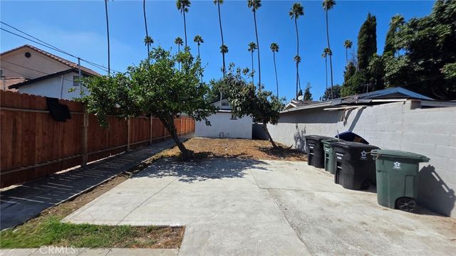 7114 7116 Miramonte Blvd, Los Angeles, CA 90001