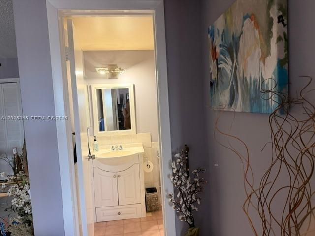 3850 Washington Street 409, Hollywood, FL 33021