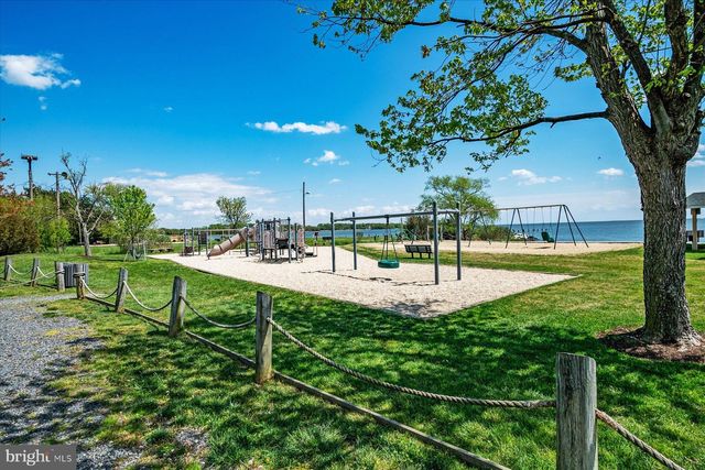 100 CARROLL DR, Annapolis, MD 21403