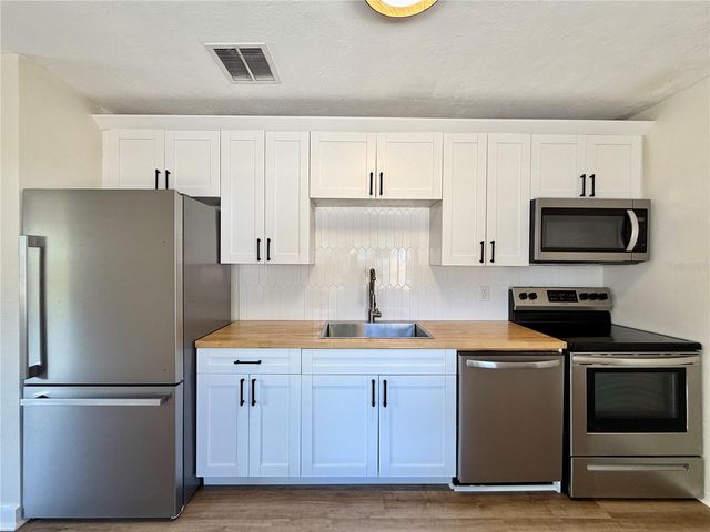3745 10TH AVENUE S, St Petersburg, FL 33711