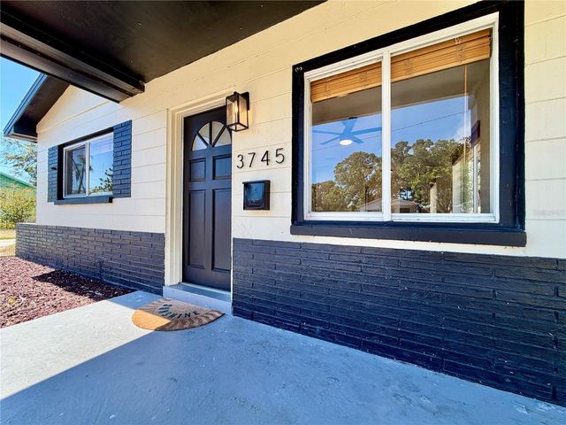 3745 10TH AVENUE S, St Petersburg, FL 33711