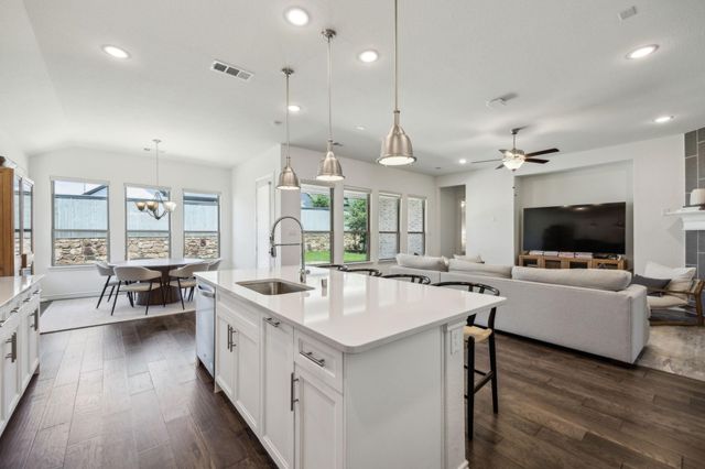 2812 Quill Lane, Northlake, TX 76247