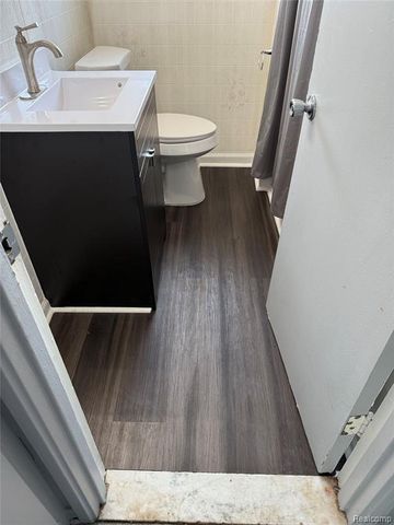 28930 Birchwood Street, Inkster, MI 48141