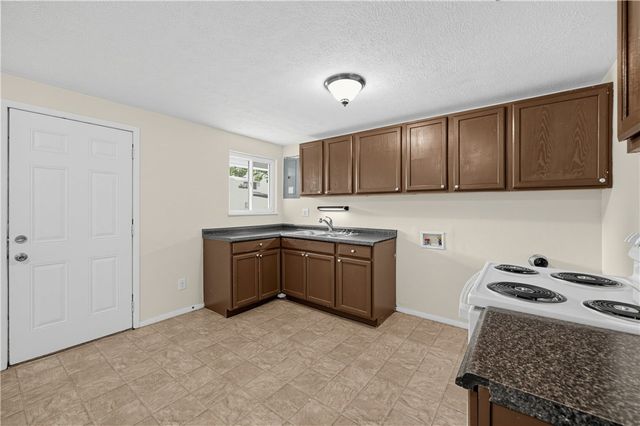 6826 Hubbard Drive, Dayton, OH 45424