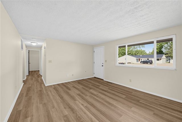 6826 Hubbard Drive, Dayton, OH 45424