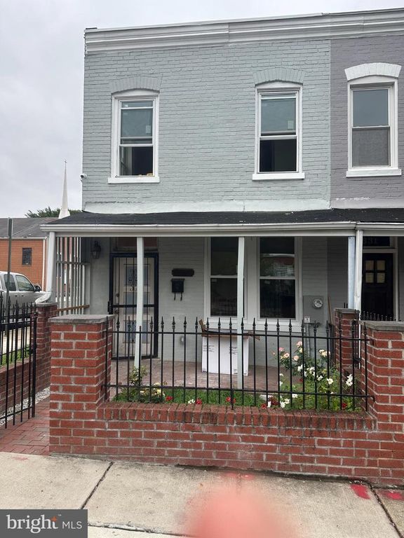 633 18TH ST NE, Washington, DC 20002