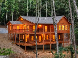 394 Blackberry Circle, Ellijay, GA 30536