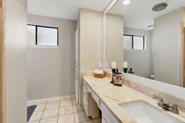 2175 Encino Loop, San Antonio, TX 78259