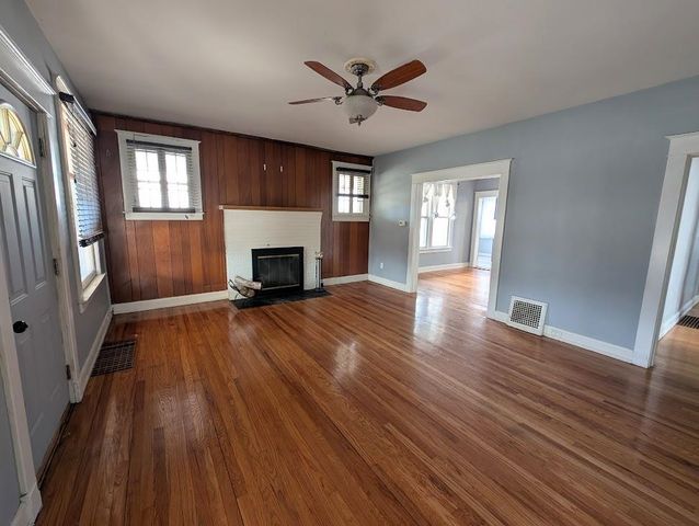 110 Marquette Street, Bay City, MI 48706