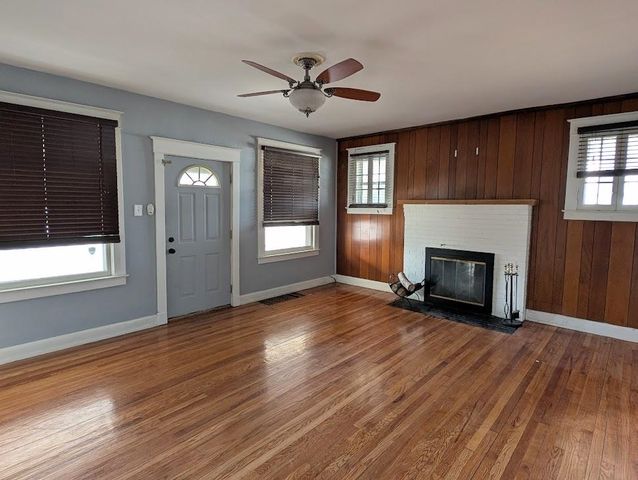 110 Marquette Street, Bay City, MI 48706