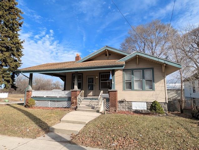 110 Marquette Street, Bay City, MI 48706