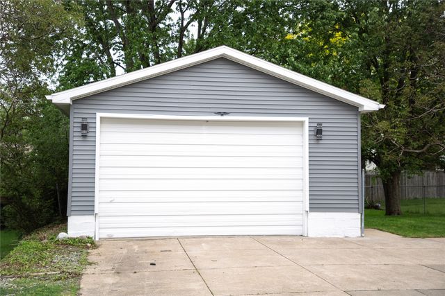 4211 CARNEY Avenue, Erie, PA 16510