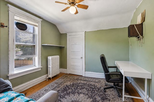 878 22nd Avenue SE, Minneapolis, MN 55414