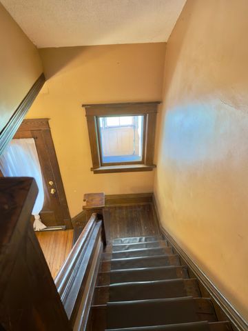 878 22nd Avenue SE, Minneapolis, MN 55414