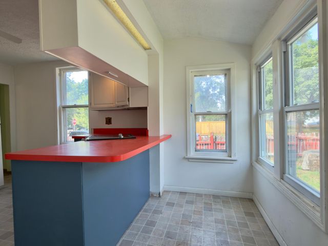 878 22nd Avenue SE, Minneapolis, MN 55414