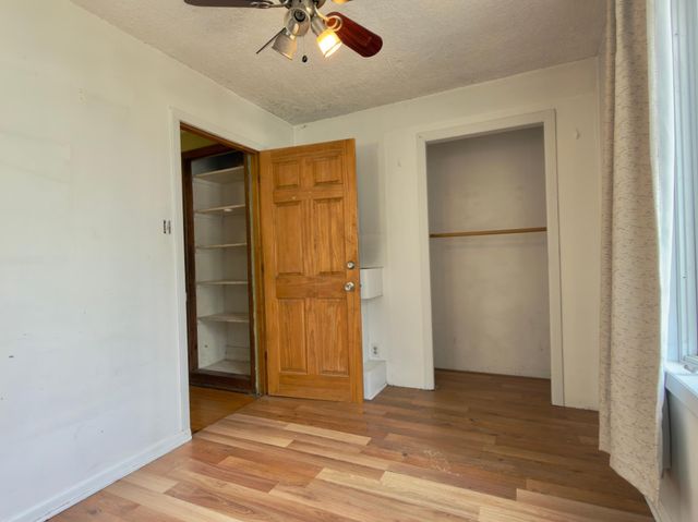 878 22nd Avenue SE, Minneapolis, MN 55414