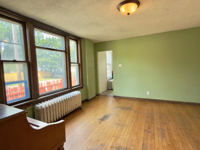 878 22nd Avenue SE, Minneapolis, MN 55414