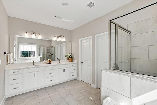 618 Finley Street, Suwanee, GA 30024