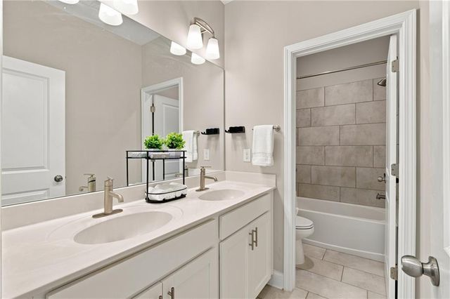 618 Finley Street, Suwanee, GA 30024