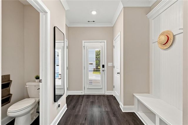 618 Finley Street, Suwanee, GA 30024
