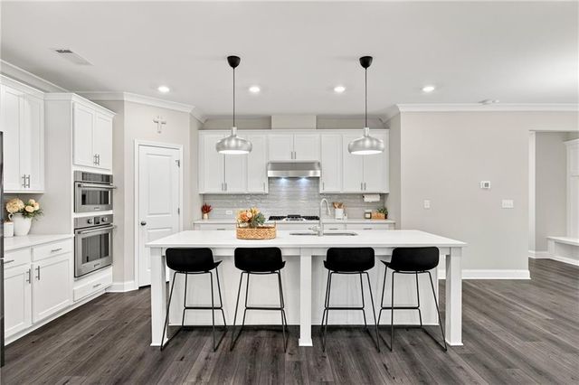 618 Finley Street, Suwanee, GA 30024