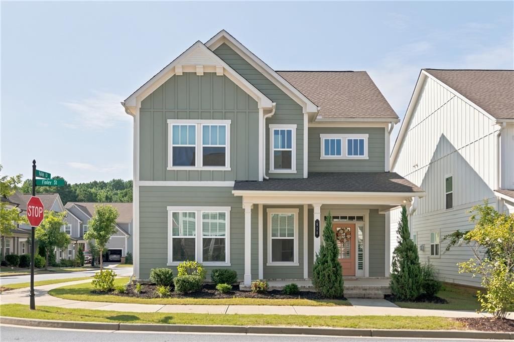 618 Finley Street, Suwanee, GA 30024