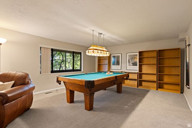 1584 S SUNSET OAKS DR, Salt Lake City, UT 84108
