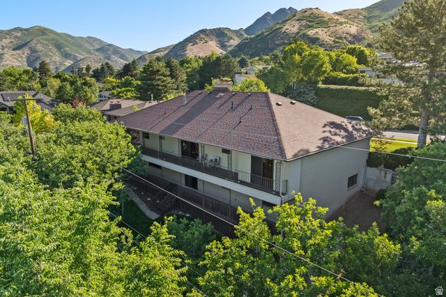 1584 S SUNSET OAKS DR, Salt Lake City, UT 84108