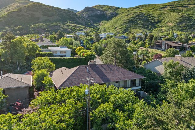 1584 S SUNSET OAKS DR, Salt Lake City, UT 84108