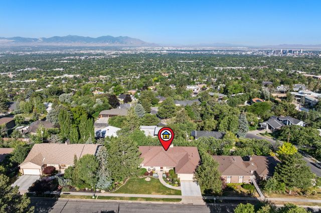 1584 S SUNSET OAKS DR, Salt Lake City, UT 84108