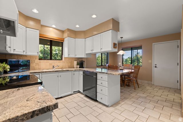 1584 S SUNSET OAKS DR, Salt Lake City, UT 84108
