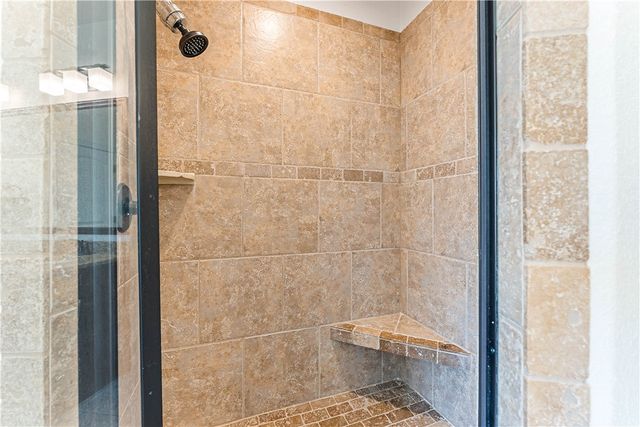3803 NE Oakbrooke Avenue, Bentonville, AR 72712