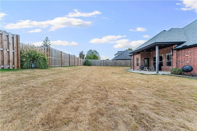 3803 NE Oakbrooke Avenue, Bentonville, AR 72712