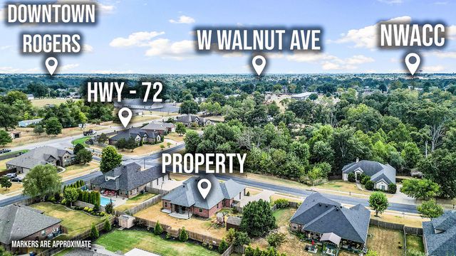 3803 NE Oakbrooke Avenue, Bentonville, AR 72712