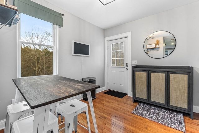 941 S Precinct Street, Taunton, MA 02718