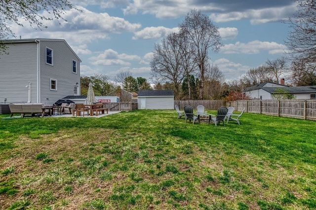 941 S Precinct Street, Taunton, MA 02718