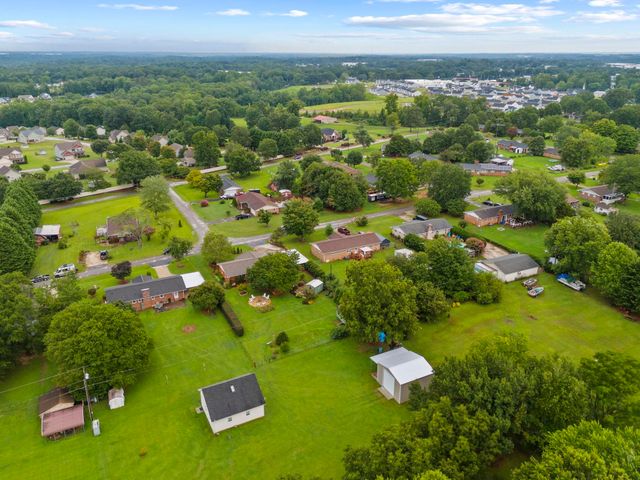 137 Northview Street, Lyman, SC 29365