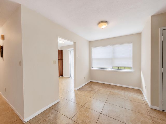 1825 Hunters Path, Fort Walton Beach, FL 32547
