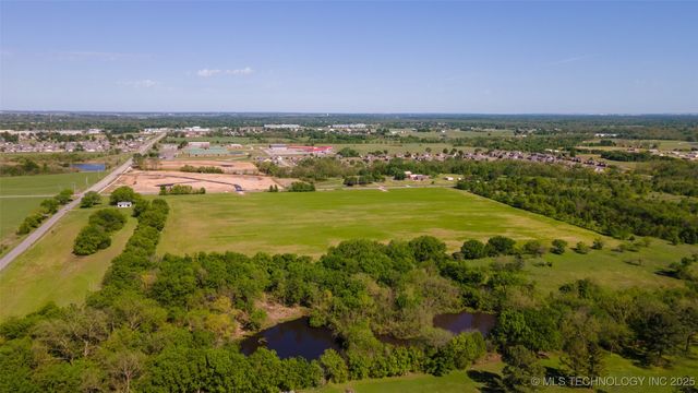 78 SE Lenapah Street, Skiatook, OK 74070