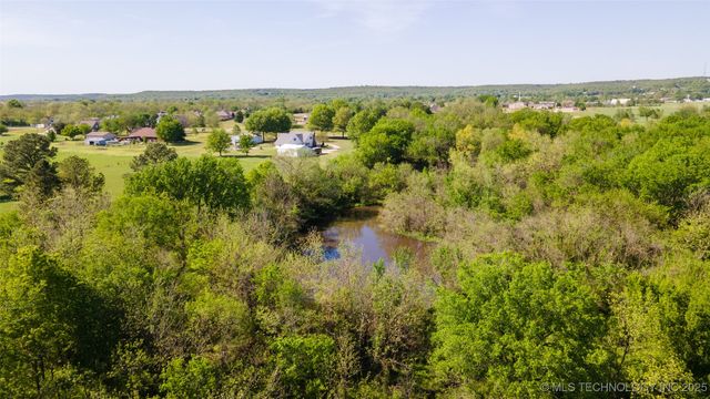 78 SE Lenapah Street, Skiatook, OK 74070