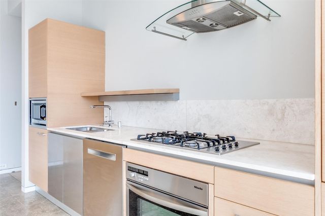 2430 Victory Park Lane 1809, Dallas, TX 75219